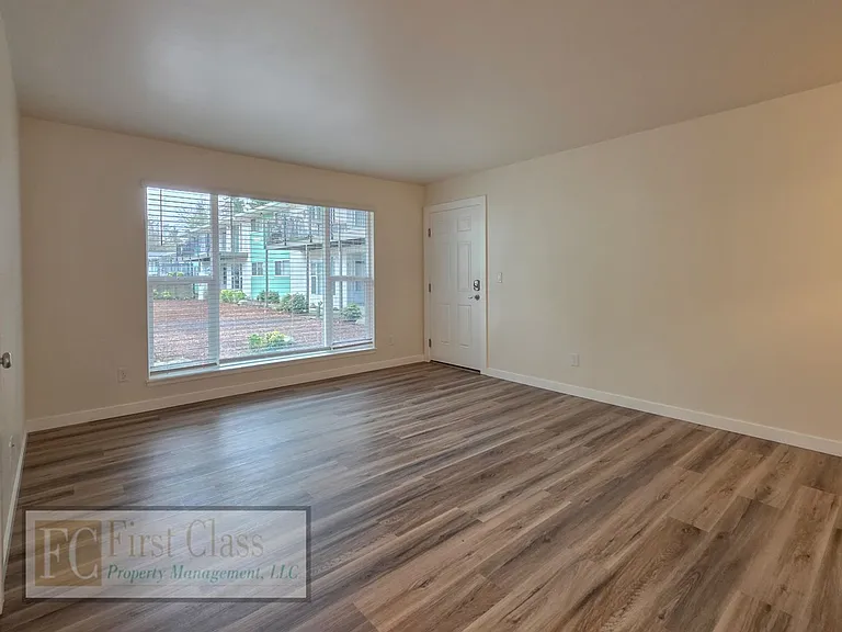 Westview Terrace — Photo 28