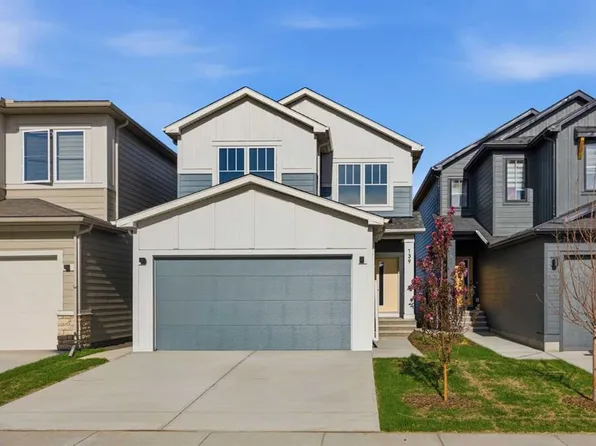 139 W Belvedere Cres SE, Calgary, AB T2A 7Y5