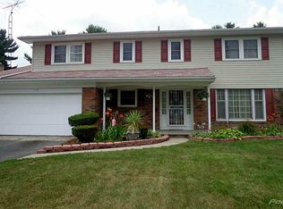 419 Torrington Dr, Toledo, OH 43615