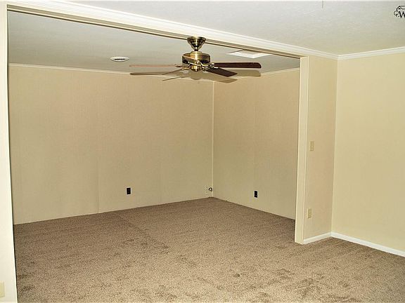 3rd image of 1711 Las Vegas Trl