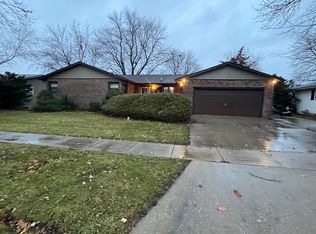 324 Northknoll Dr, Rochelle, IL 61068