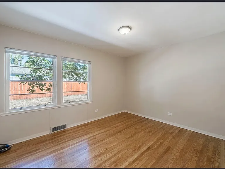 2636 S Marion St — Photo 4