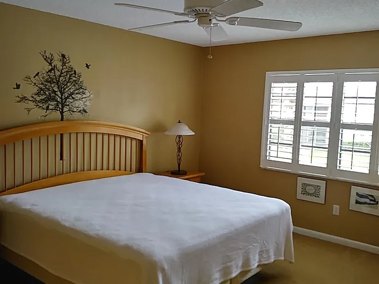 8045 Eastlake Dr — Photo 9