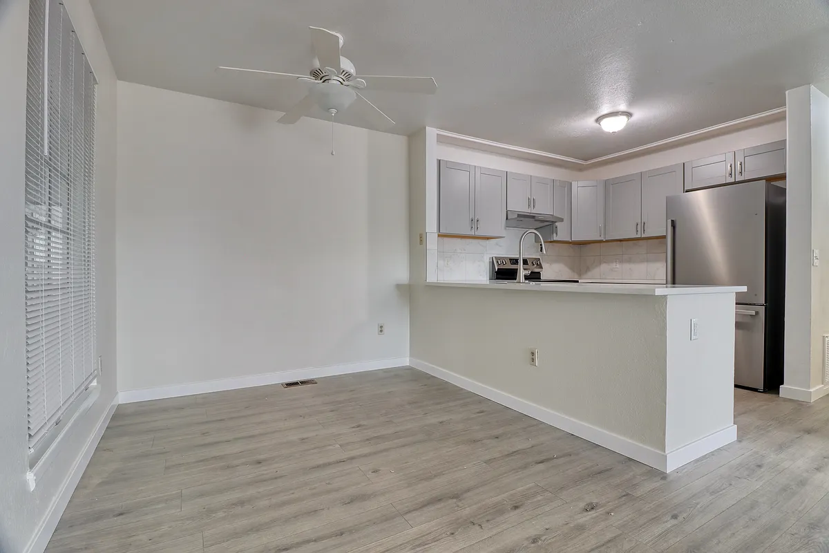 Building Photo - 4460 S Pitkin St #117