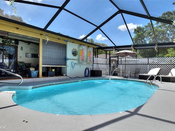 2nd image of 5408 Weber Pl