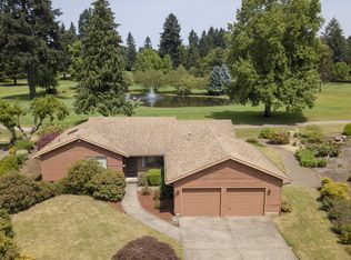1900 N Country Club Dr, Canby, OR 97013