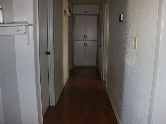 5th image of 2031 N Turner Ct