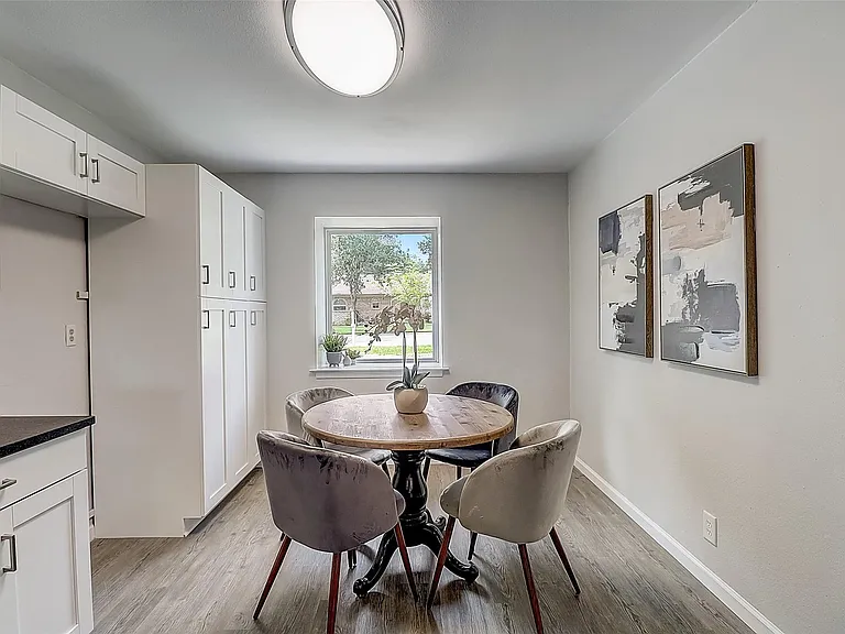 607 Field St — Photo 11