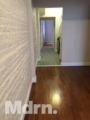 Rented by Mdrn Residential | media 14