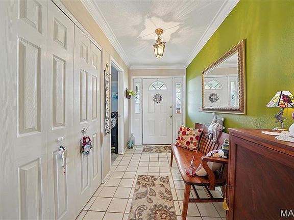 3rd image of 4 Parkrose Ct