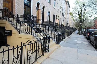 Rented by Bruma Realty LLC