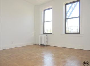 2849 33rd St APT 2A, Astoria, NY 11102