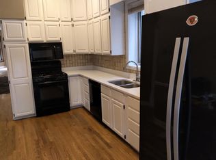 1045 W Dakin St #1, Chicago, IL 60613