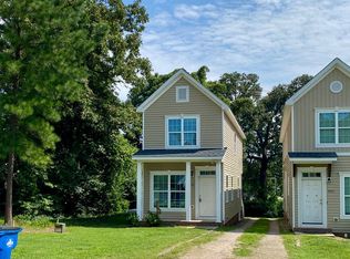 3921 Lexington Dr, Raleigh, NC 27606