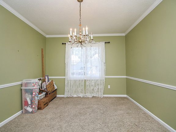 5th image of 4444 Taylor Dr