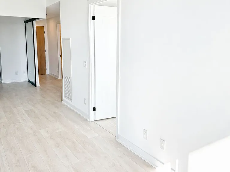 5 Defries St #1404 — Photo 10