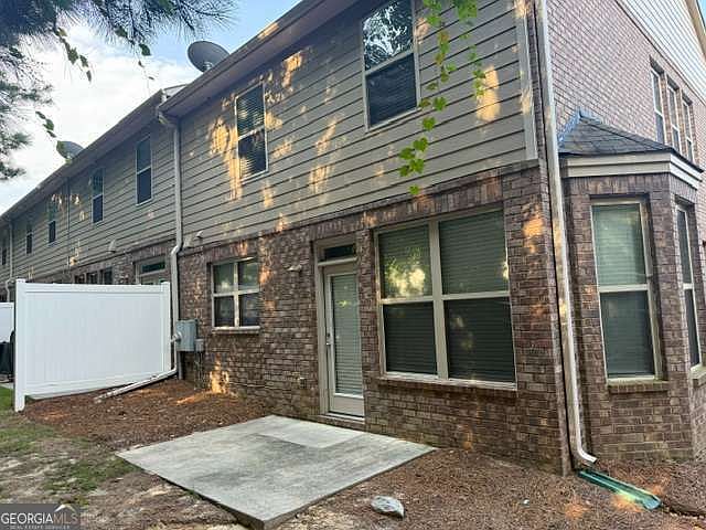 Listing photo 4