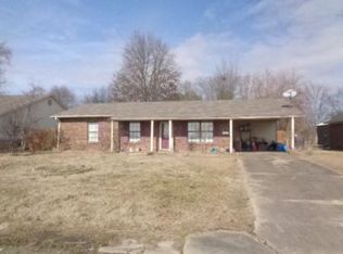1586 Alexander Cir, Lake Village, AR 71653