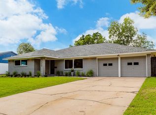 5659 Hazen St, Houston, TX 77081