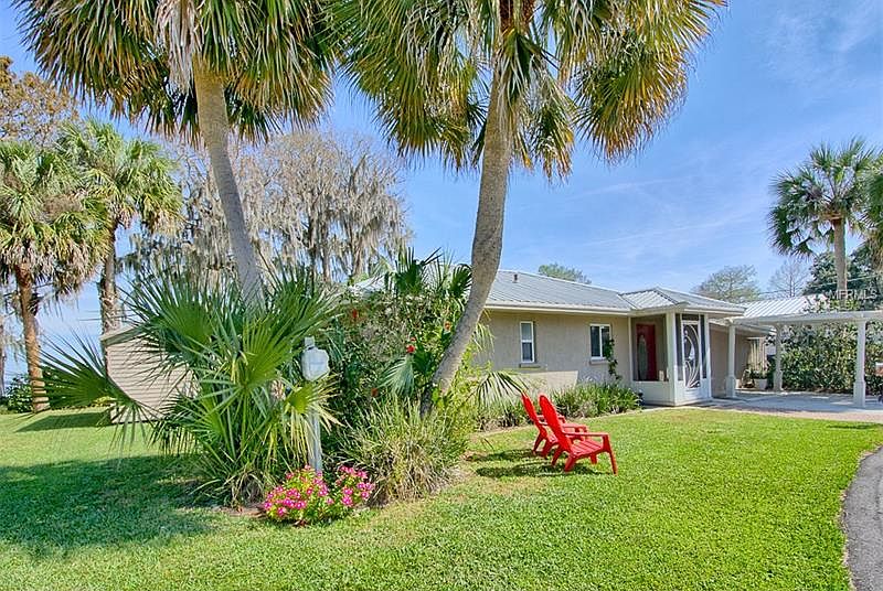 1st image of 12137 Lakeside Ln