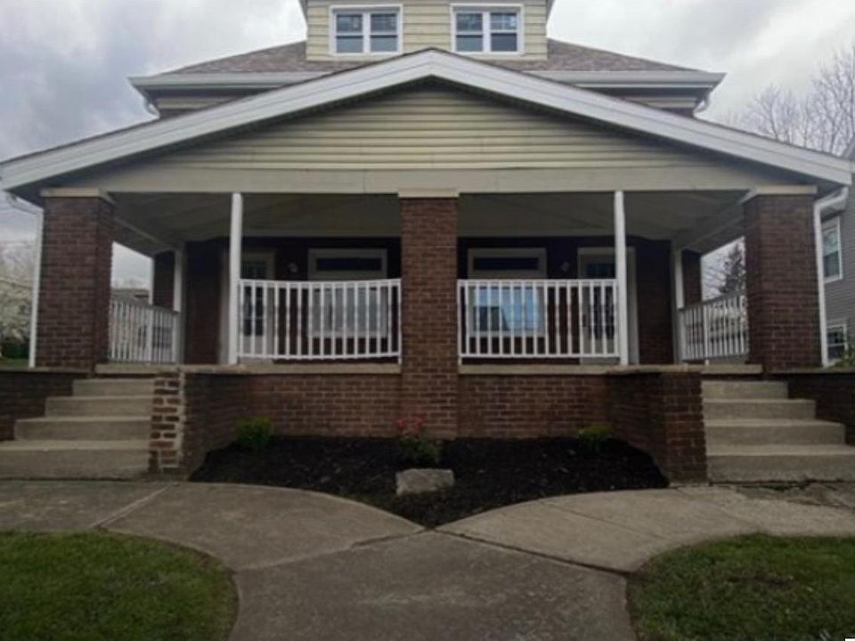 1st image of 160 Hager St #2