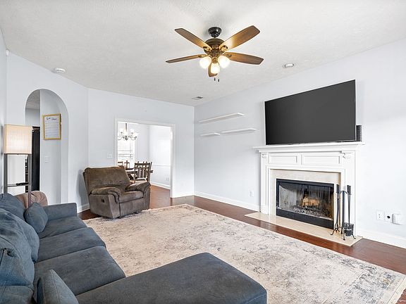 4th image of 3344 Franklin Meadows Way