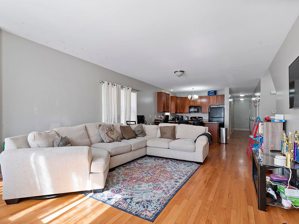 5226 W Galewood Ave, Chicago, IL 60639 Zillow