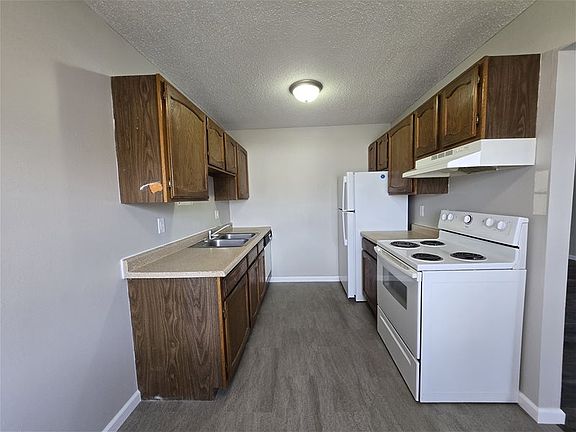 3rd image of 510 Lewis Ave E #206