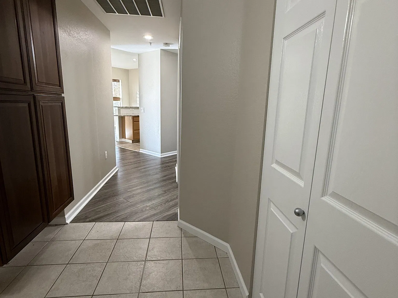 2 bed, 909 sqft, $1,950 — Photo 4