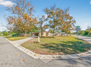 885 BONITA Road, Atlantic Beach, FL 32233