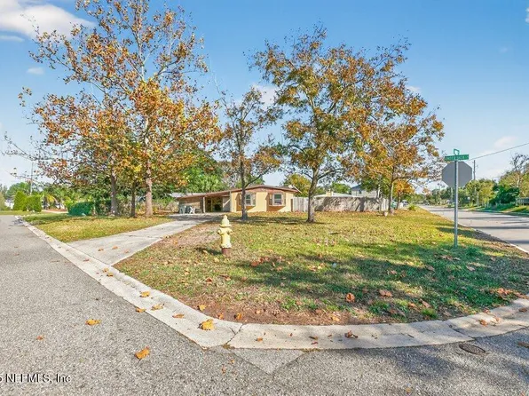 885 BONITA Road, Atlantic Beach, FL 32233