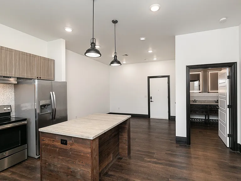Welcome to Quarry Town Apartments, where modern design meets comfort. Enjoy spacious interiors, stylish finishes, and a vibrant community atmosphere. Elevate your lifestyle todayschedule a tour and see your new home!