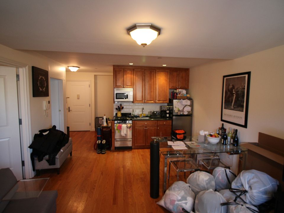 1st image of 420 E 11th St APT 5A