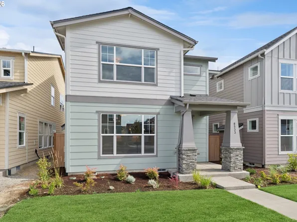 8533 SE Crescent Dr, Hillsboro, OR 97123