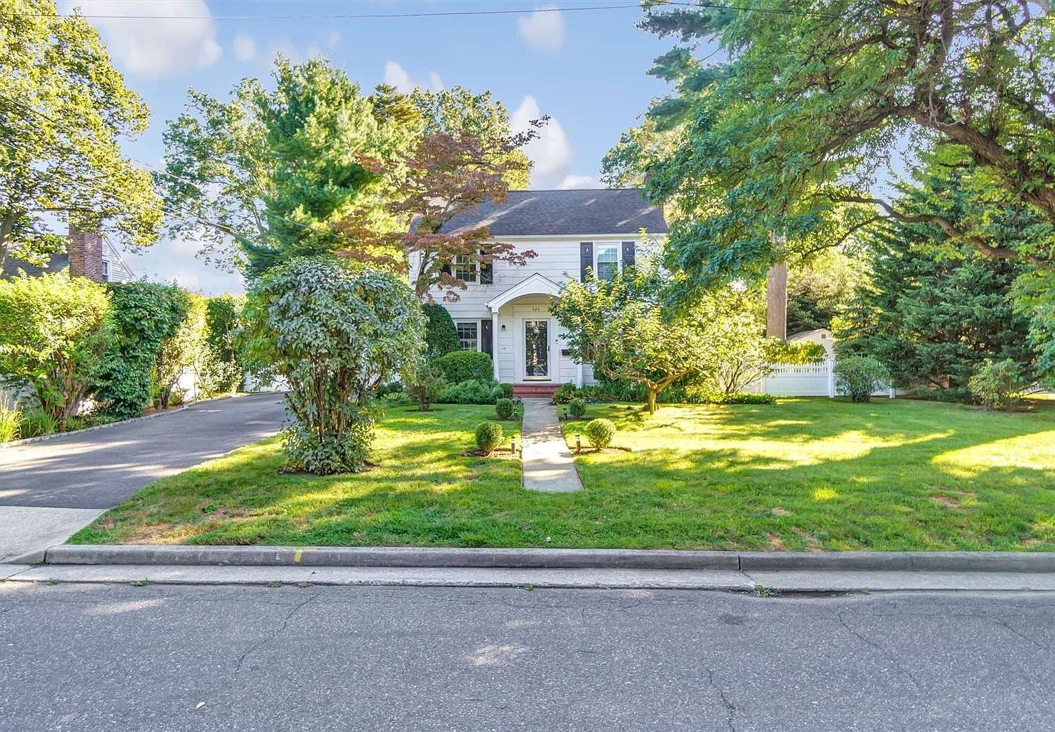 325 Carpenter Avenue, Sea Cliff, NY 11579 Zillow