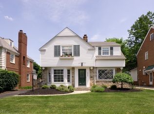 2379 Lalemant Rd, University Heights, OH 44118