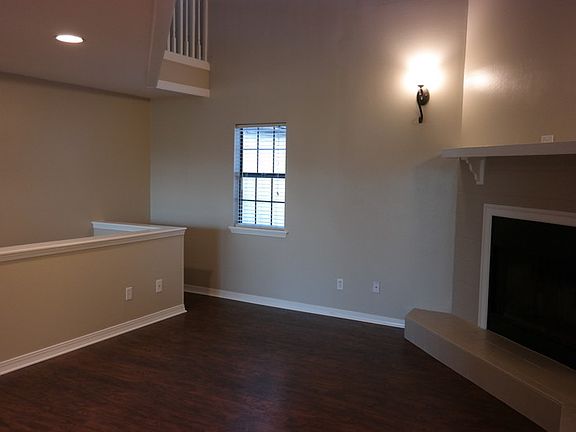 3rd image of 46 Meadow Creek Dr