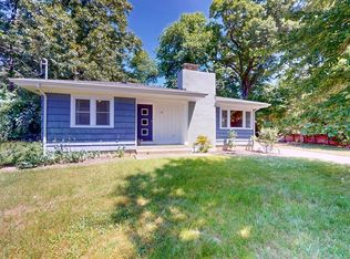21 Sunset Rd, Wayland, MA 01778