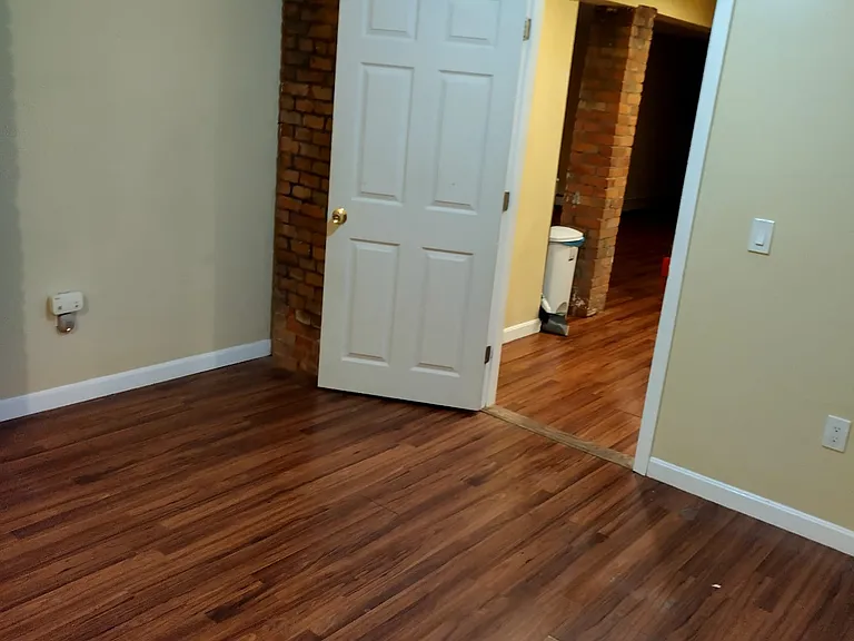 138 Devon St #BASEMENT — Photo 3