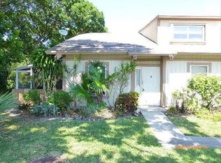 23 Maplecrest Cir, Jupiter, FL 33458