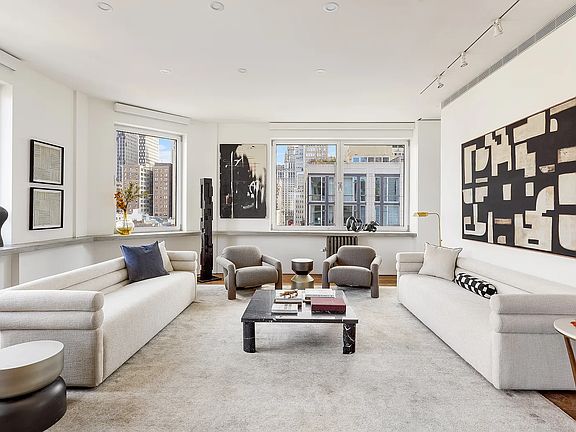 2nd image of 90 West Broadway