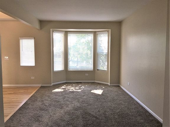 3rd image of 307 Austin Dr