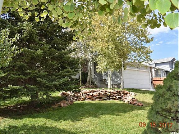 3rd image of 5794 S Woodview Dr