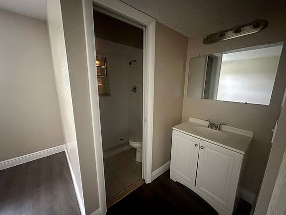 5th image of 3431 Helena Dr #3433-09