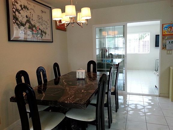 3rd image of 1571 Barberry Ct