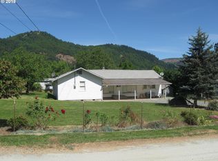 1103 Laura St, Myrtle Creek, OR 97457