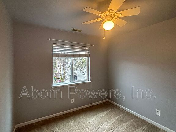 3rd image of 7021 Forest Hill Dr