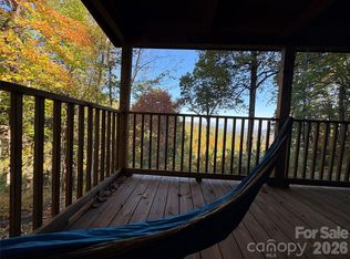 10 Camp Elliott Rd, Black Mountain, NC 28711