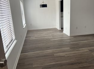 1830 Grandin Rd SW #103, Roanoke, VA 24015