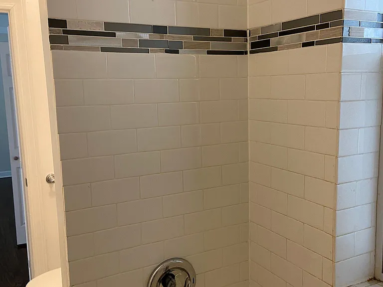 839 1/2 W Cornelia Ave #2 — Photo 5